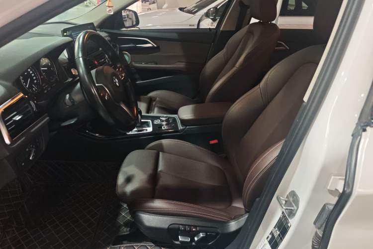 Used BMW 1 Series 2023 120i M Sport Night Edition Left Front Seat