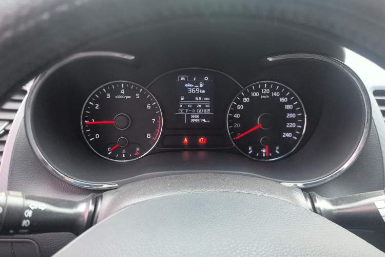 Used Kia K3 2015 1.6L Manual GLS
