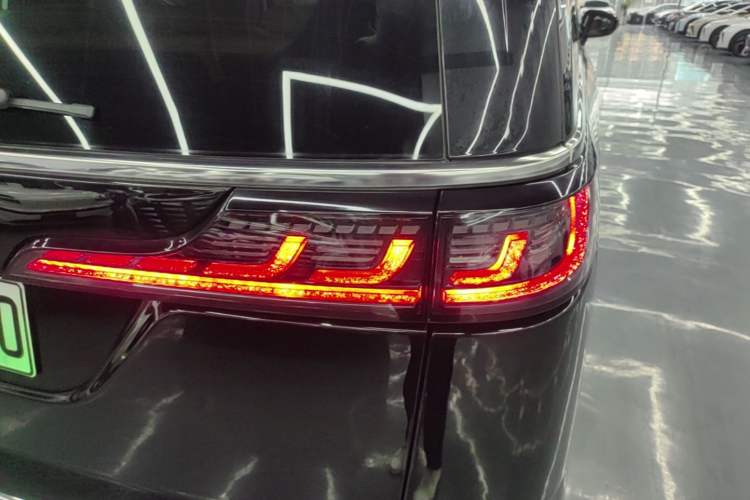 Used VOYAH Dream 2022 0-Emission Version Plus Intelligent Driving Package 475 km
