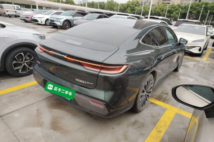 Used Geely Galaxy 8 2025 130km EM-P Starship Edition Rear Right 45 Deg