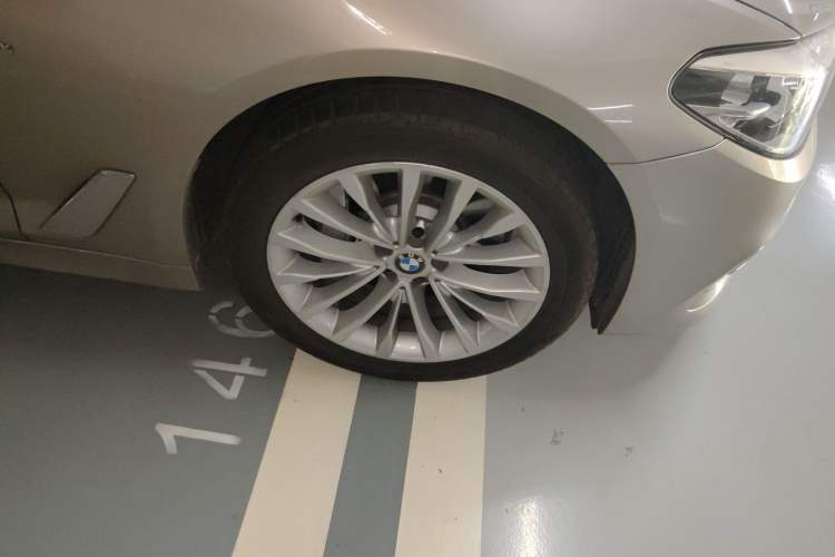 Used BMW 5 Series 2018 Revised Version 530Li Leading Edition Luxury Package
