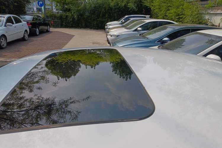 Used Hyundai Elantra (6th Generation / Lingdong) 2016 1.6L Automatic ZhiXuan – Elite Version