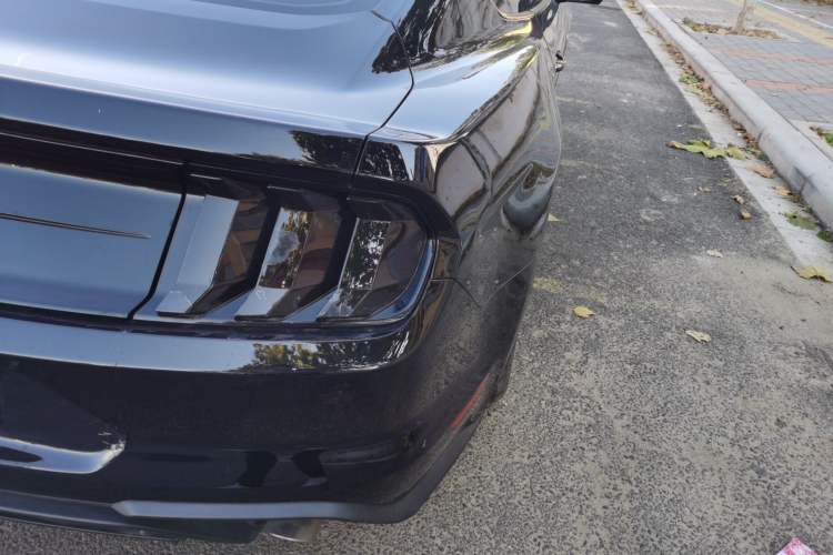 Used Ford Mustang 2018 2.3T Automatic EcoBoost Hardtop U.S. Specification
