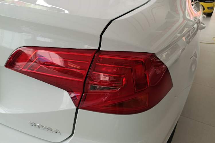 Used Volkswagen Bora 2019 Facelift Bora·Legend 1.5L Automatic Fashion Edition China VI Standard Right Rear Taillight