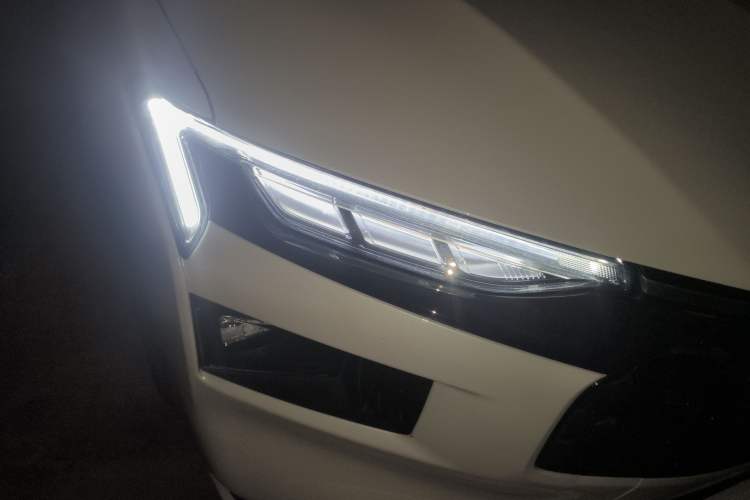 Used Ford Mondeo 2025 2.0T EcoBoost Luxury Version
