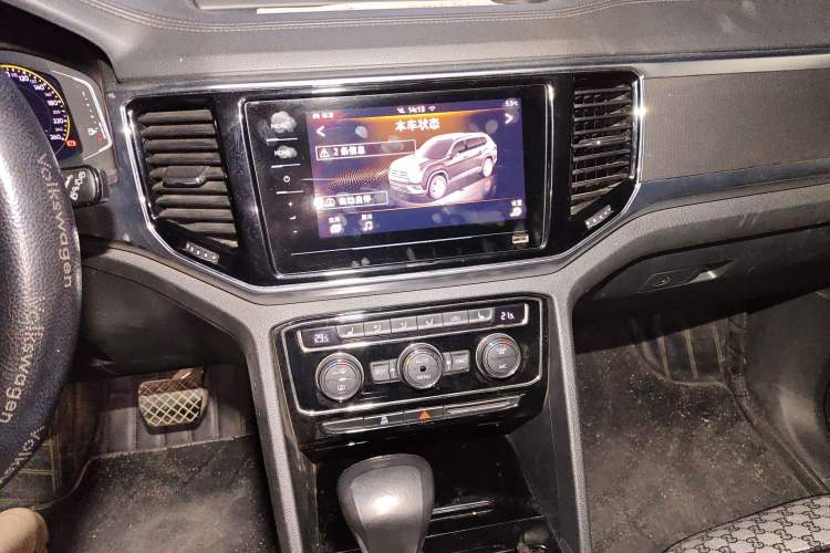 Used Volkswagen Teramont 2020 380TSI Four-Wheel Drive Luxury Version China VI Standard Audio And AC Panel