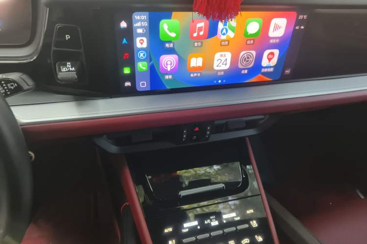 Used Porsche Cayenne 2024 Cayenne 3.0T Audio And AC Panel