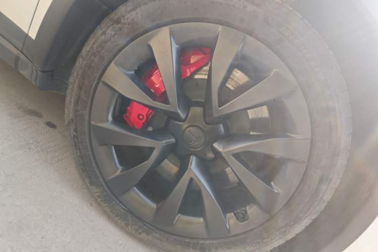 Used Tesla Model X 2023 Dual-Motor All-Wheel-Drive Version Right Front Wheel Hub