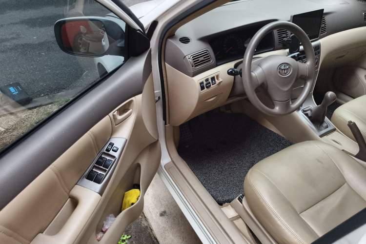 Used Toyota Corolla EX 2011 1.6L Manual Classic Edition
