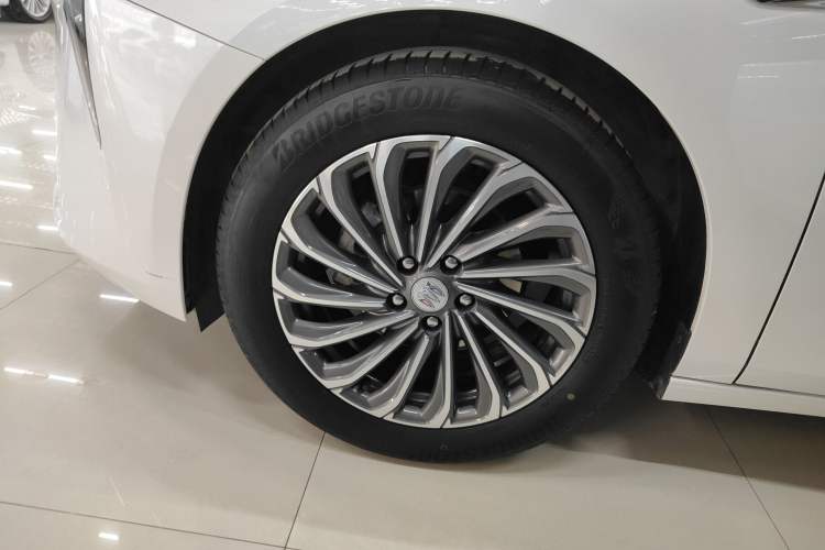 Used Buick LaCrosse 2023 28T Enjoyment Edition Left Front Wheel Hub