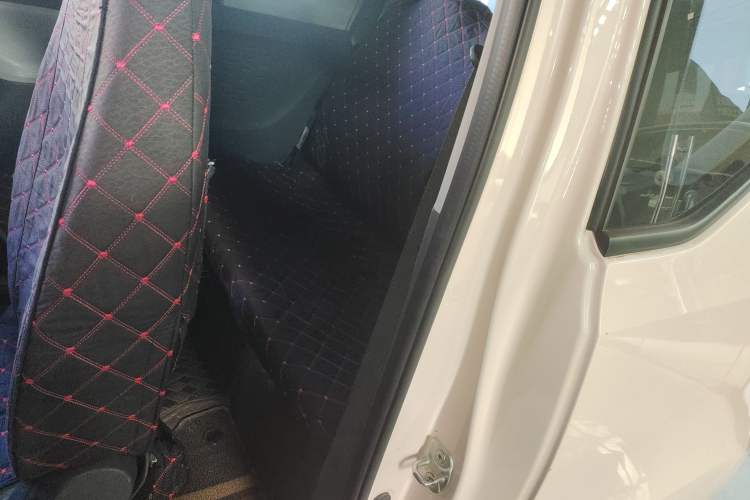 Used Wuling Hongguang MINIEV 2022 Macaron Premium Model – Lithium Iron Phosphate
