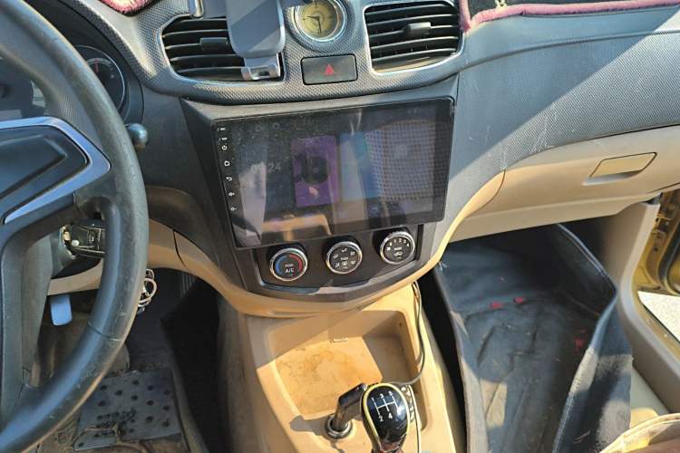 Used Wuling Hongguang 2013 1.5L S Comfort Model
