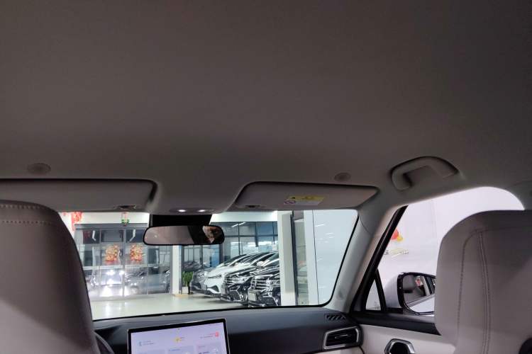 Used BYD Yuan UP 2024 401KM Leading Edition