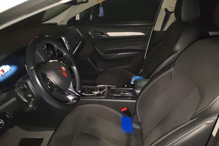 Used Roewe i6 New Energy 2017 45T Hybrid Connective Smart Luxury Edition
