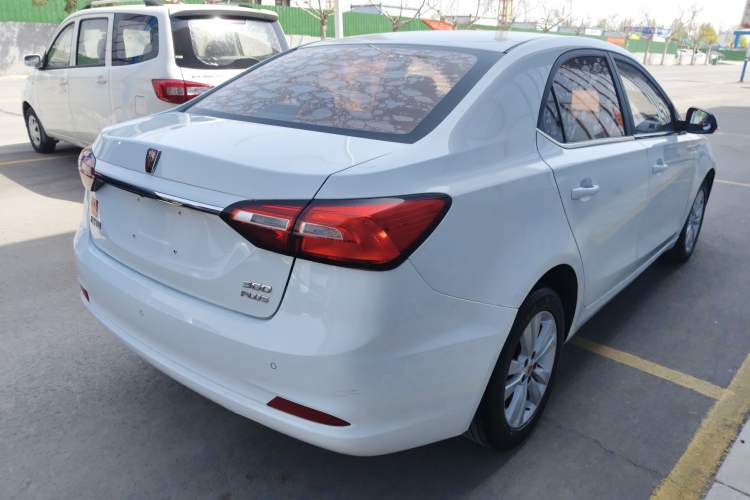 Used Roewe 360 2018 PLUS 1.5L Manual Luxury Edition
