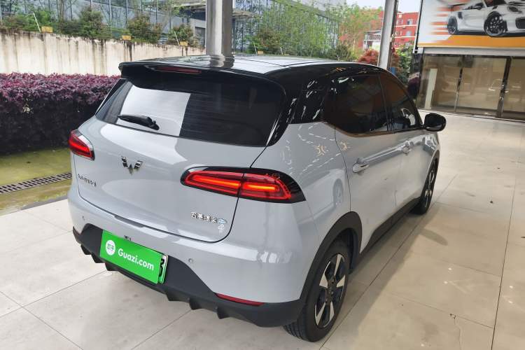 Used Wuling Bingo PLUS 2024 330 km Range Five-Seater Version Rear Right 45 Deg