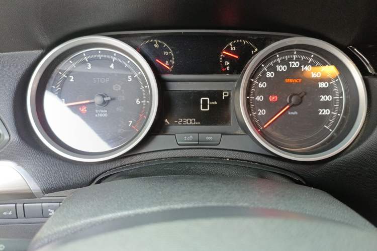 Used Peugeot 408 2015 1.2T Automatic Luxury Edition Instrument Cluster