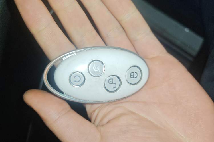 Used BYD Song MAX 2017 1.5T Manual Smart Connect Luxury 7-Seater
