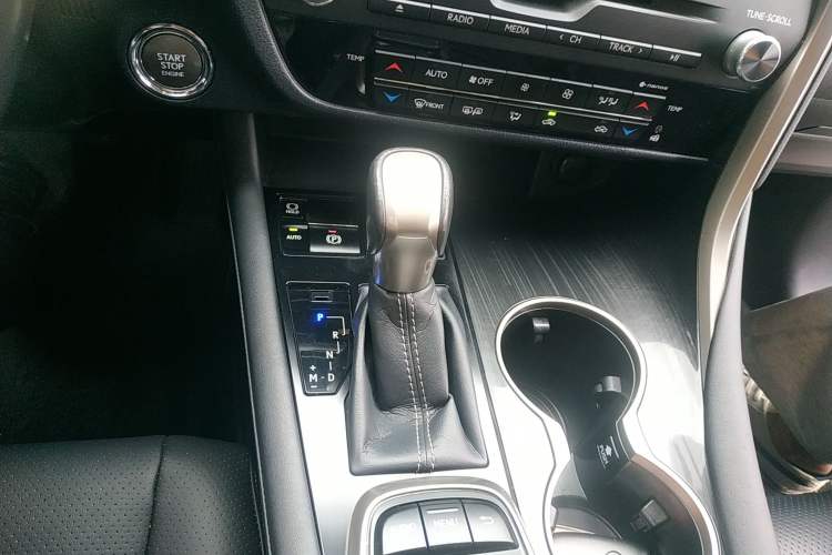 Used Lexus RX 2016 300 Two-Wheel Drive Elite Version China V Standard
