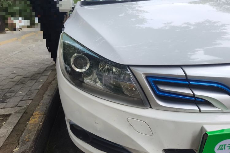 Used BYD e5 2018 450 Smart Connect Enjoyment Version
