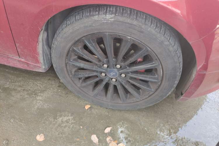 Used Ford Focus 2012 Hatchback 1.6L Automatic Fashion Edition
