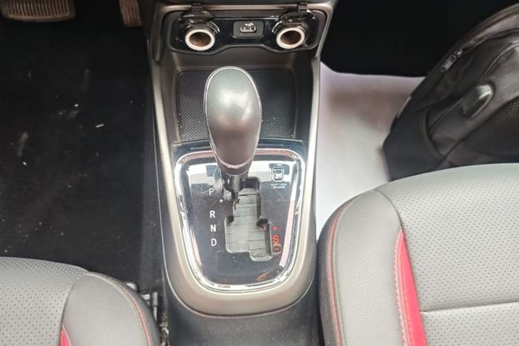 Used CHANGAN CS15 2016 1.5L Automatic Fashion Edition