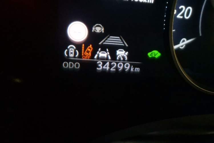 Used Lexus RX 2023 350h Four-Wheel Drive Enjoyment Version Odometer Close Up