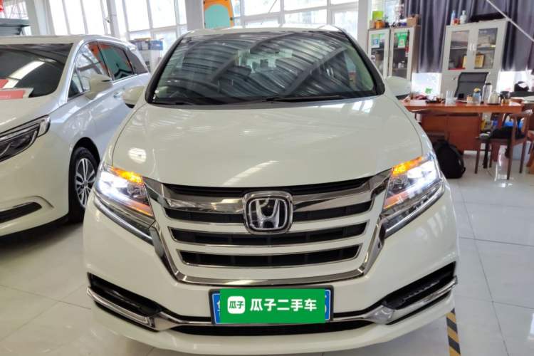 Used Honda Elysion 2019 2.0L Hybrid Luxury Edition Front