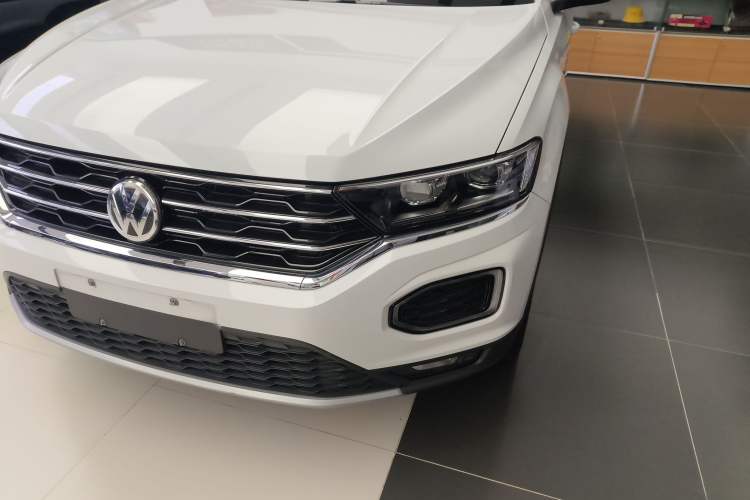 Used Volkswagen T-ROC 2019 280TSI DSG Two-Wheel Drive Comfort Version China VI Standard