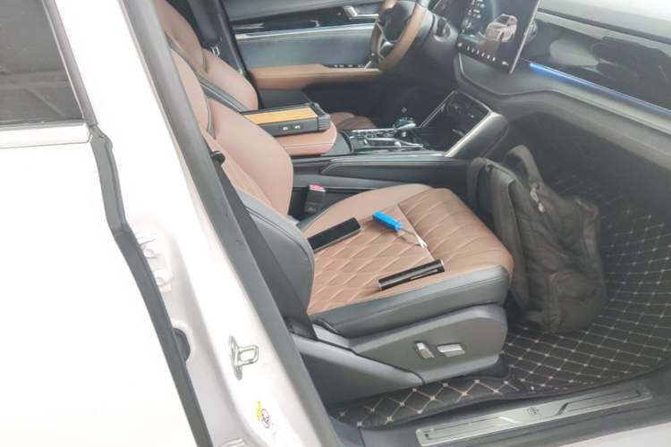 Used BYD Tang New Energy 2021 EV Four-Wheel Drive High-Performance Luxury Model