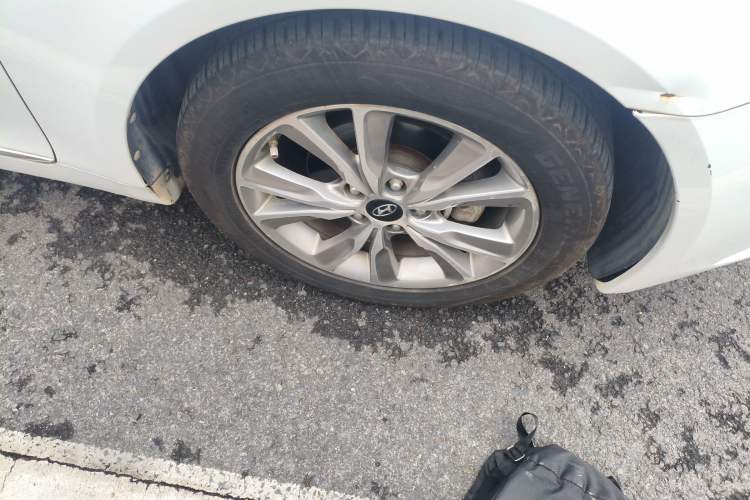 Used Hyundai Sonata 2014 2.0L Automatic Luxury Edition