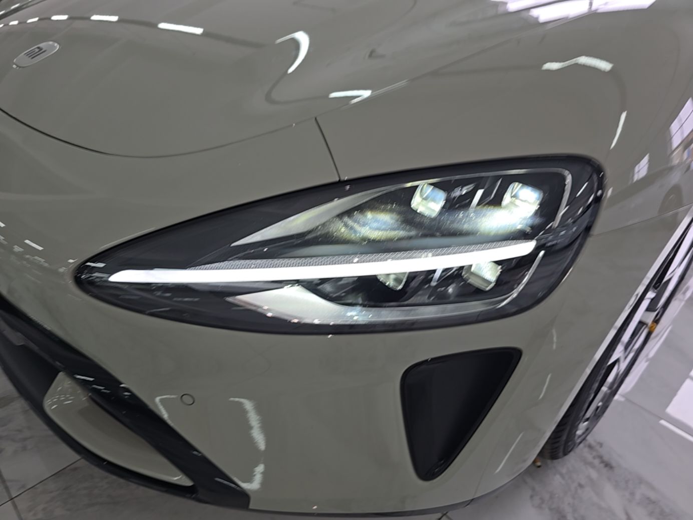 Xiaomi Auto SU7 2024 Rear-Drive Long-Range Intelligent Driving Version — снимка 8