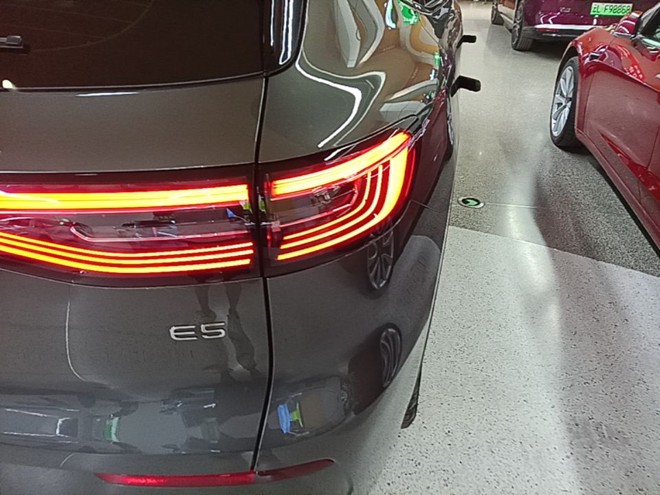 Geely Galaxy E5 2026 Model 610km Exploration+ Edition — снимка 9