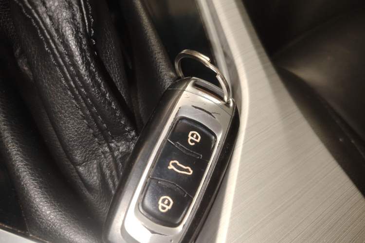 Used Geely Auto Vision 2018 1.5L Automatic Happiness Edition Interior 1