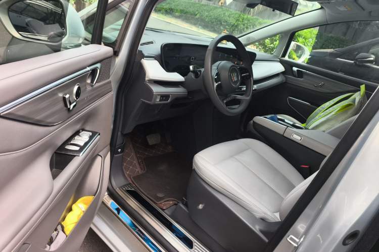 Used Buick GL8 2025 Lu Zun Smart Enjoyment Edition Driver Seat