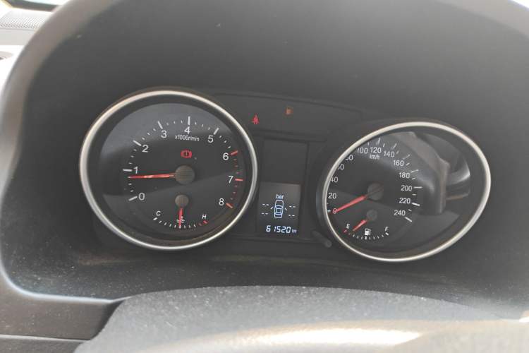 Used Haval H6 2011 2.0L Manual Two-Wheel Drive Elite Version Instrument Cluster