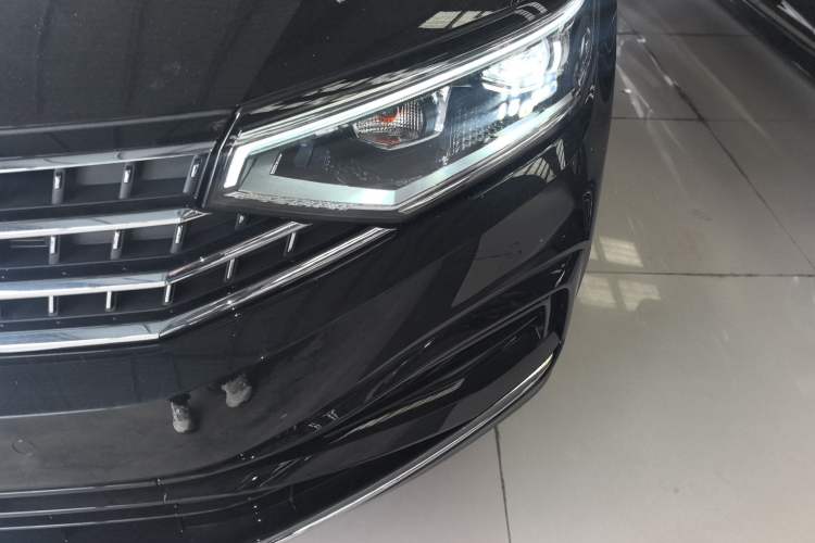 Used Volkswagen Magotan 2026 30 Million Vehicles Selected Model 280TSI DSG Luxury Edition
