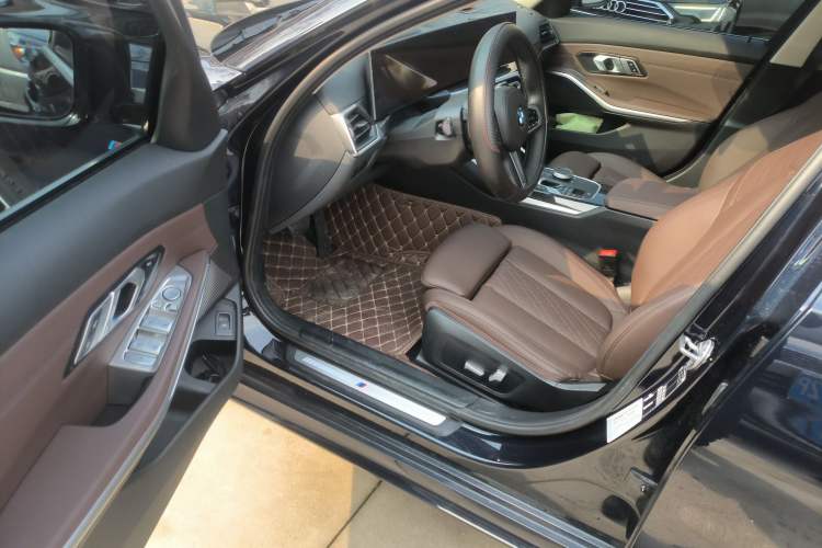 Used BMW 3 Series 2023 325Li M Sport Package
