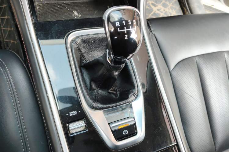 Used CHANGAN CS75 2020 280T Manual Elite Version China VI Standard
