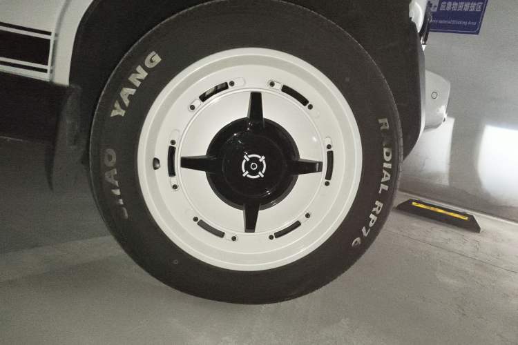 Used iCAR V23 2025 401 Two-Wheel Drive Intelligent Driving Version
