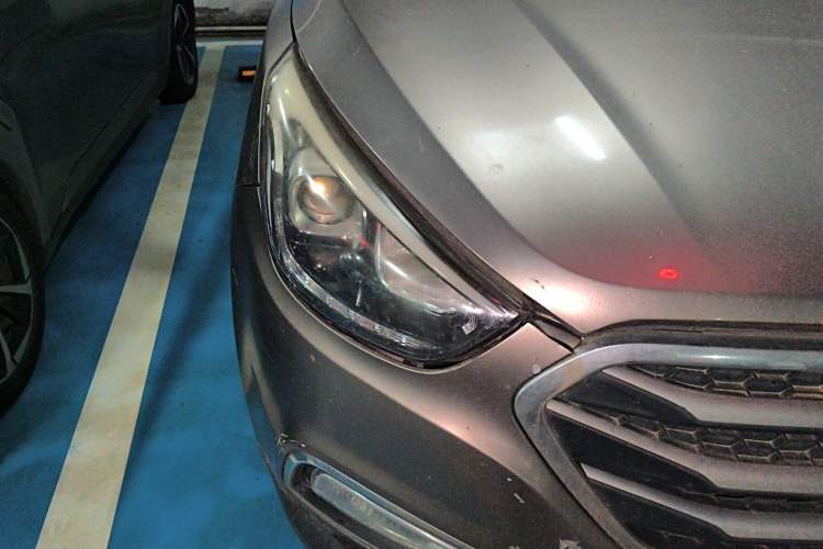 Used Hyundai ix35 2015 2.0L Automatic 2WD Smart Version China V Standard Right Front Headlight