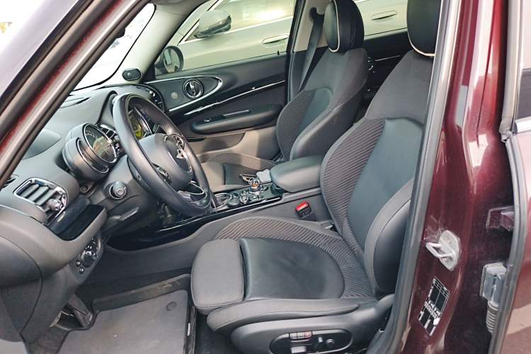 Used MINI Clubman 2016 Updated 1.5T COOPER Geek Edition Left Front Seat