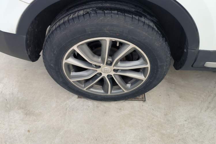 Used Geely Auto Emgrand X7 Sport 2018 1.8TD Automatic Two-Wheel Drive Smart Connect 4G Internet Edition