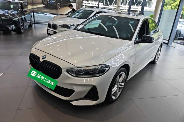 Used BMW 1 Series 2021 Revised 120i M Sport Night Edition Guazi used car, China used car export, Used car for sale, Used cars, Cheapest cars for sale