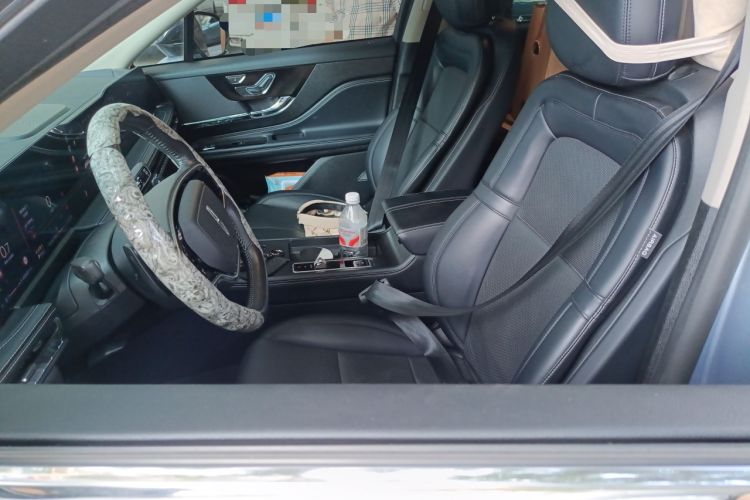 Used Lincoln Corsair 2023 2.0T Two-Wheel-Drive Luxury Edition Left Front Seat