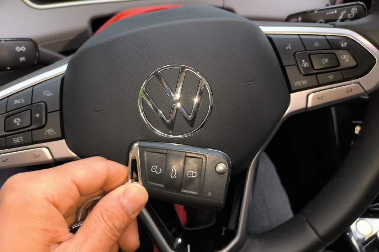 Used Volkswagen Tayron 2024 300TSI Two-Wheel-Drive Luxury Plus Advanced Version Vehicle Key