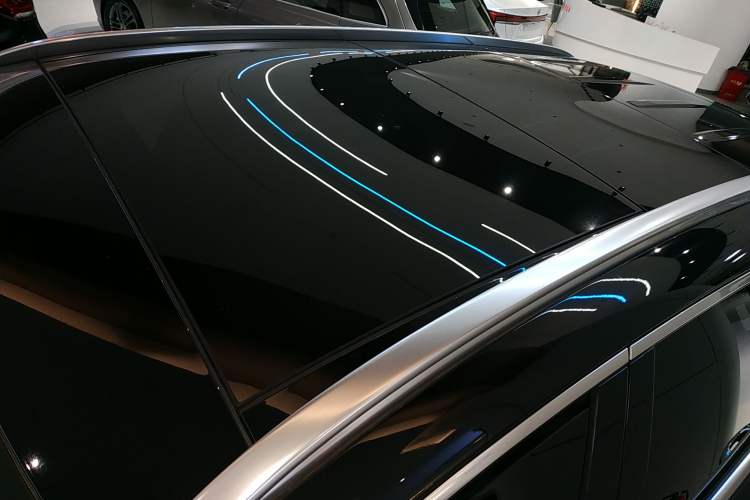 Used Mercedes-Benz GLC 2020 GLC 260 L 4MATIC Luxury Model Roof