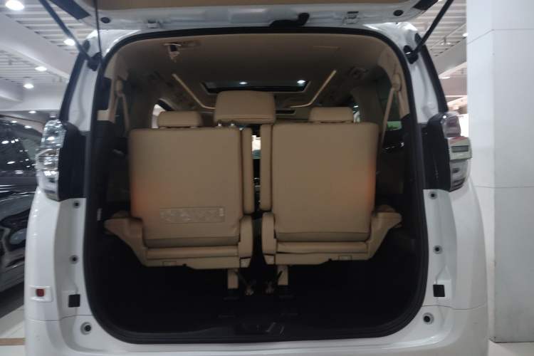 Used Toyota Vellfire 2020 Dual-Engine 2.5L HV Prestige Edition
