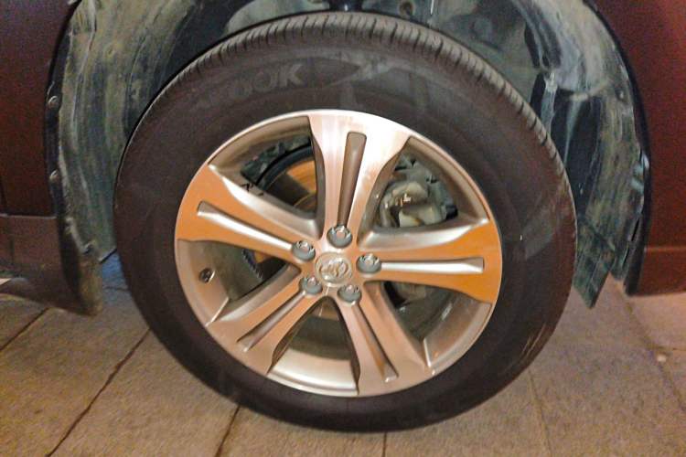 Used Toyota Highlander 2012 2.7L Two-Wheel Drive 7-Seater Luxury Edition
