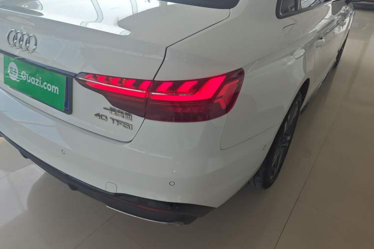 Used Audi A4L 2022 40 TFSI Luxury Dynamic Model Right Rear Taillight